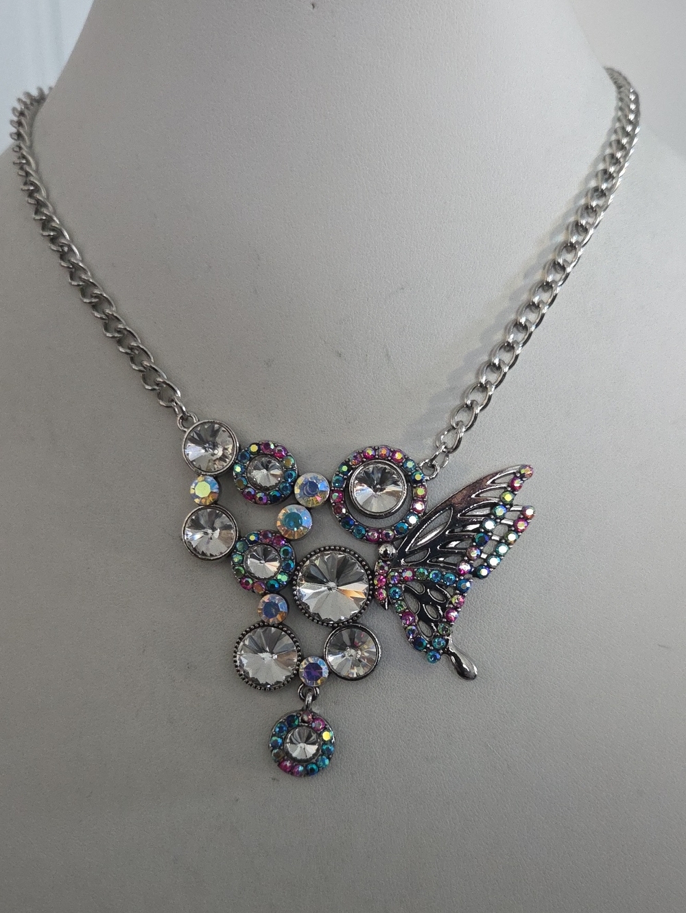 Paparazzi Butterfly Gem Multi Necklace NWT